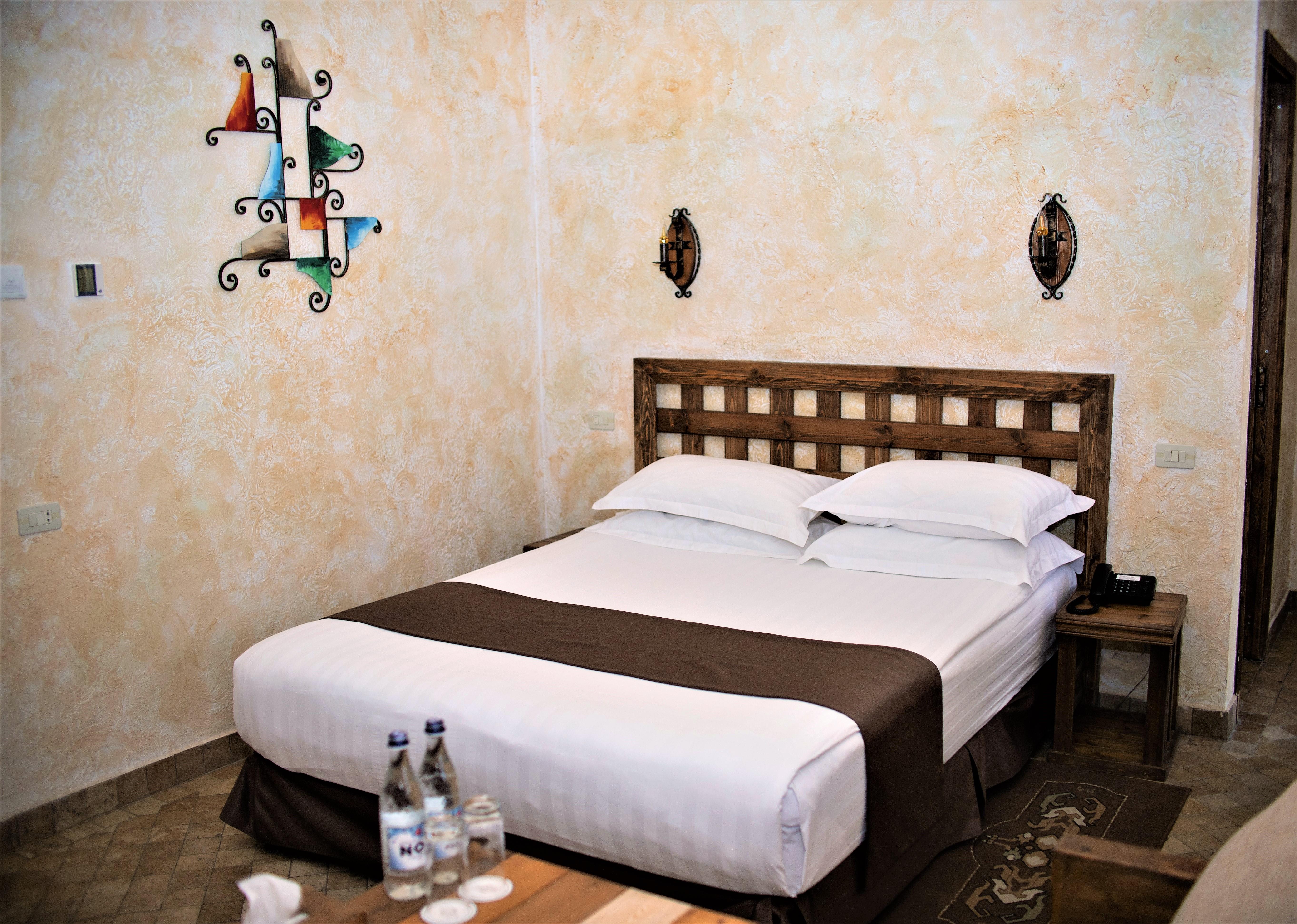 Caucasus Hotel Kasagh Zewnętrze zdjęcie A bedroom